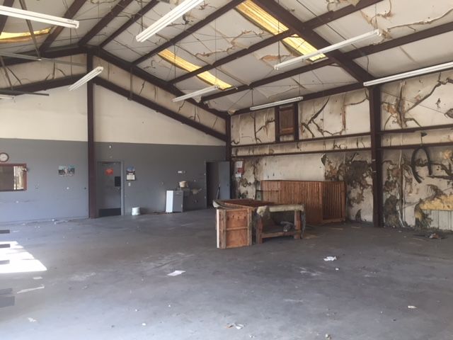 Former Auto Glass Repair Shop For Sale!: 819 S Spring Garden Ave, Deland, FL 32720